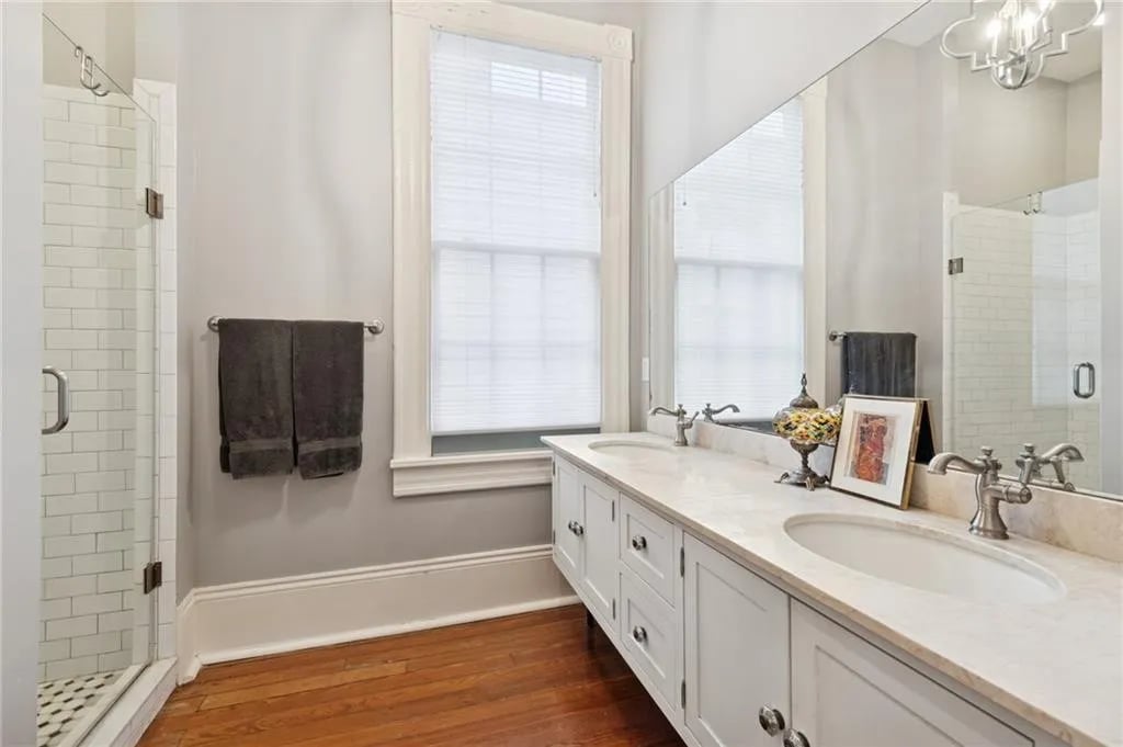 1227 Annunciation St