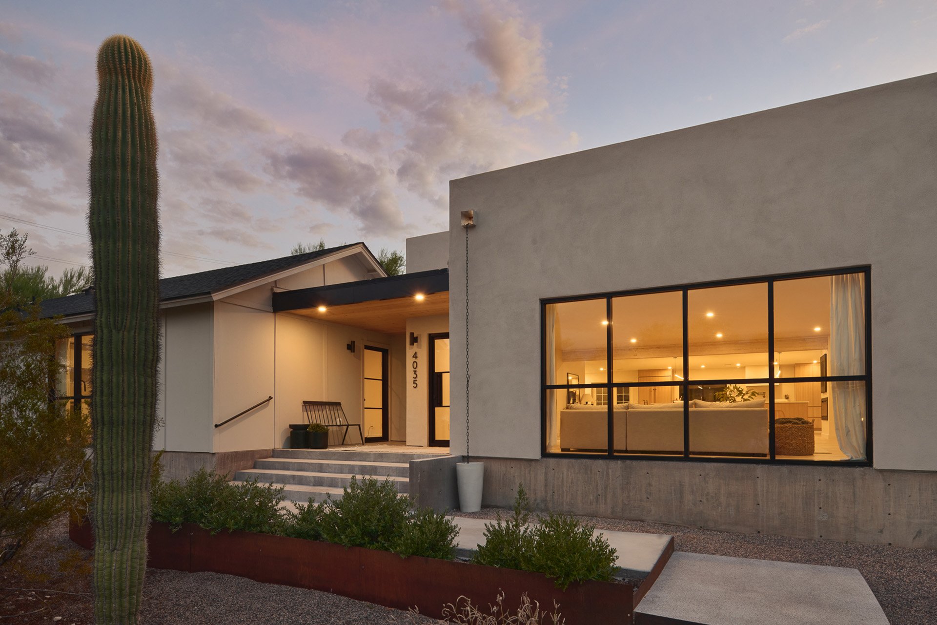 4035 E MCDONALD Drive