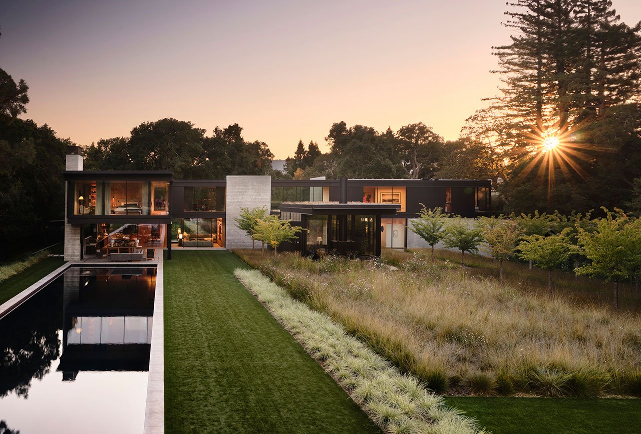 A Bay Area Home Merges Architecture, Art, and Outdoor Living