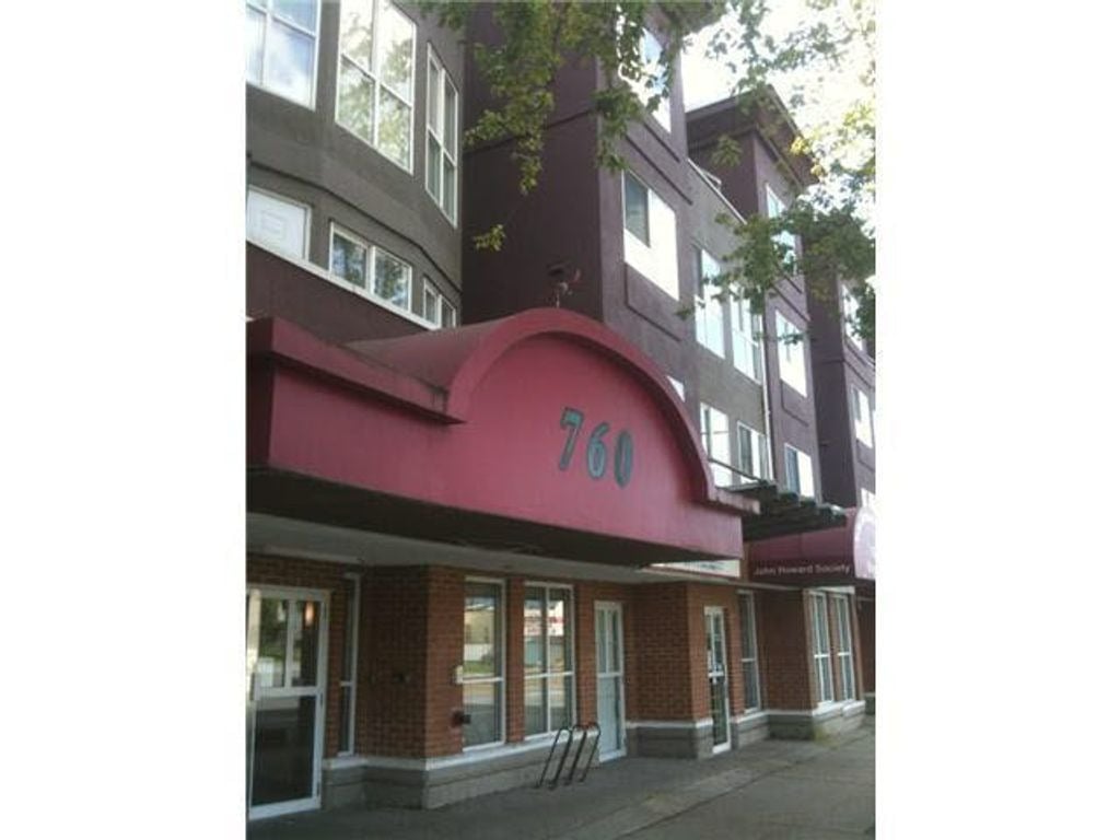 760 Kingsway, #313