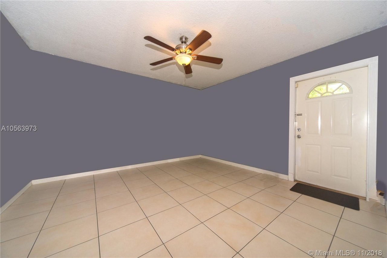 1405 Arpeika St #1-3