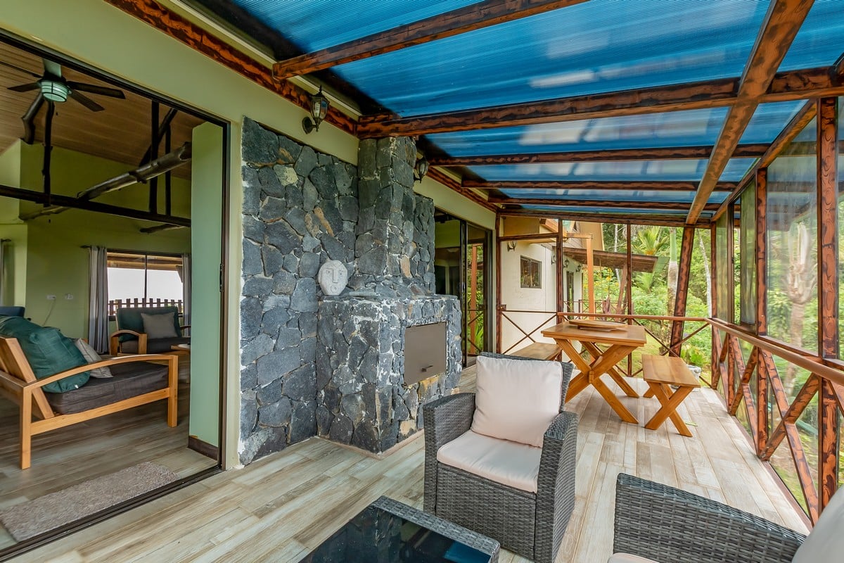 1.8 ACRES – 4 Bedroom Panoramic Ocean & Mountain View Paradise Home Tucked Away in Complete Privacy With Tropical Gardens & Fruit Trees!!!
