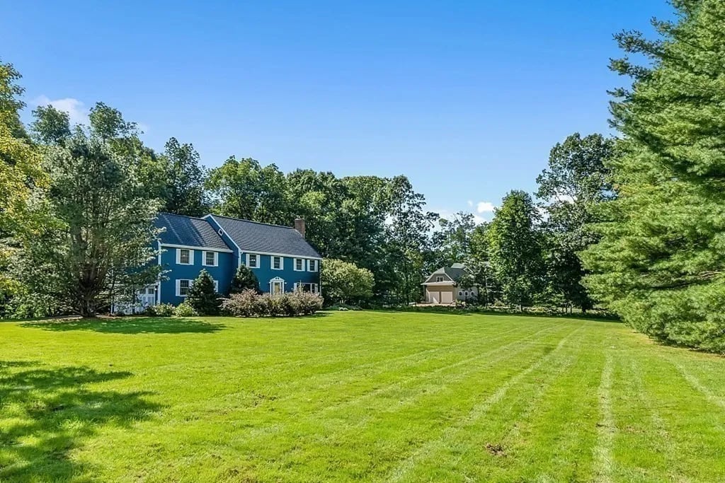 4 Great Meadow Rd