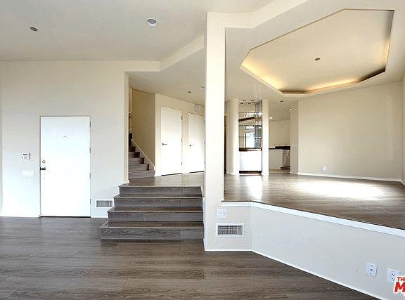 21323 Rambla Vista, #2