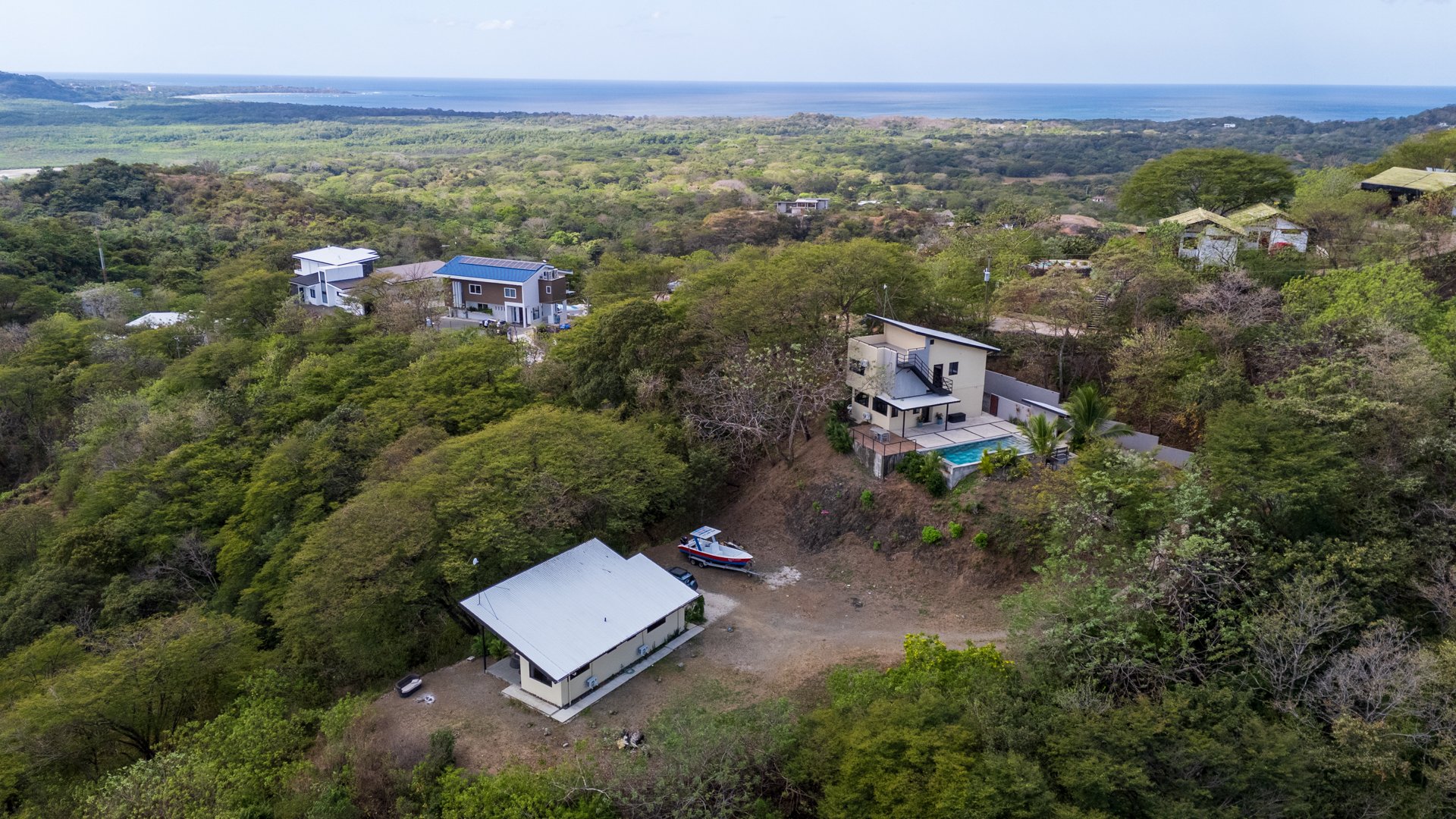 Corona Del Cabo 4 | Main Home + Guest House with Views & Pool – Playa Grande