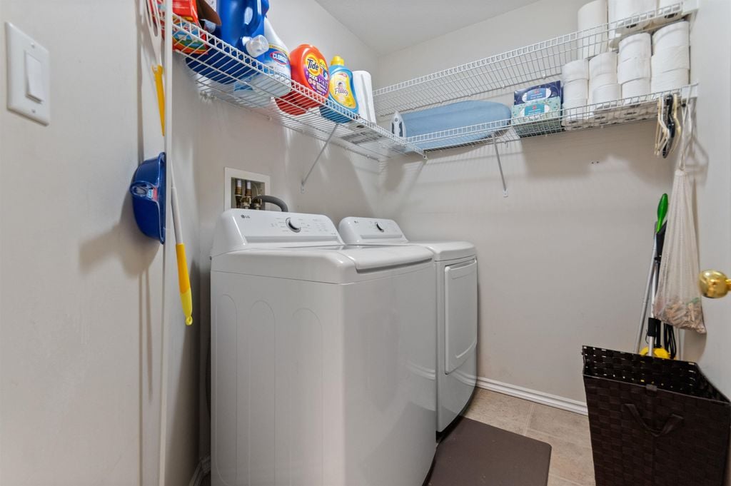 1530 Mackay Crescent, #12