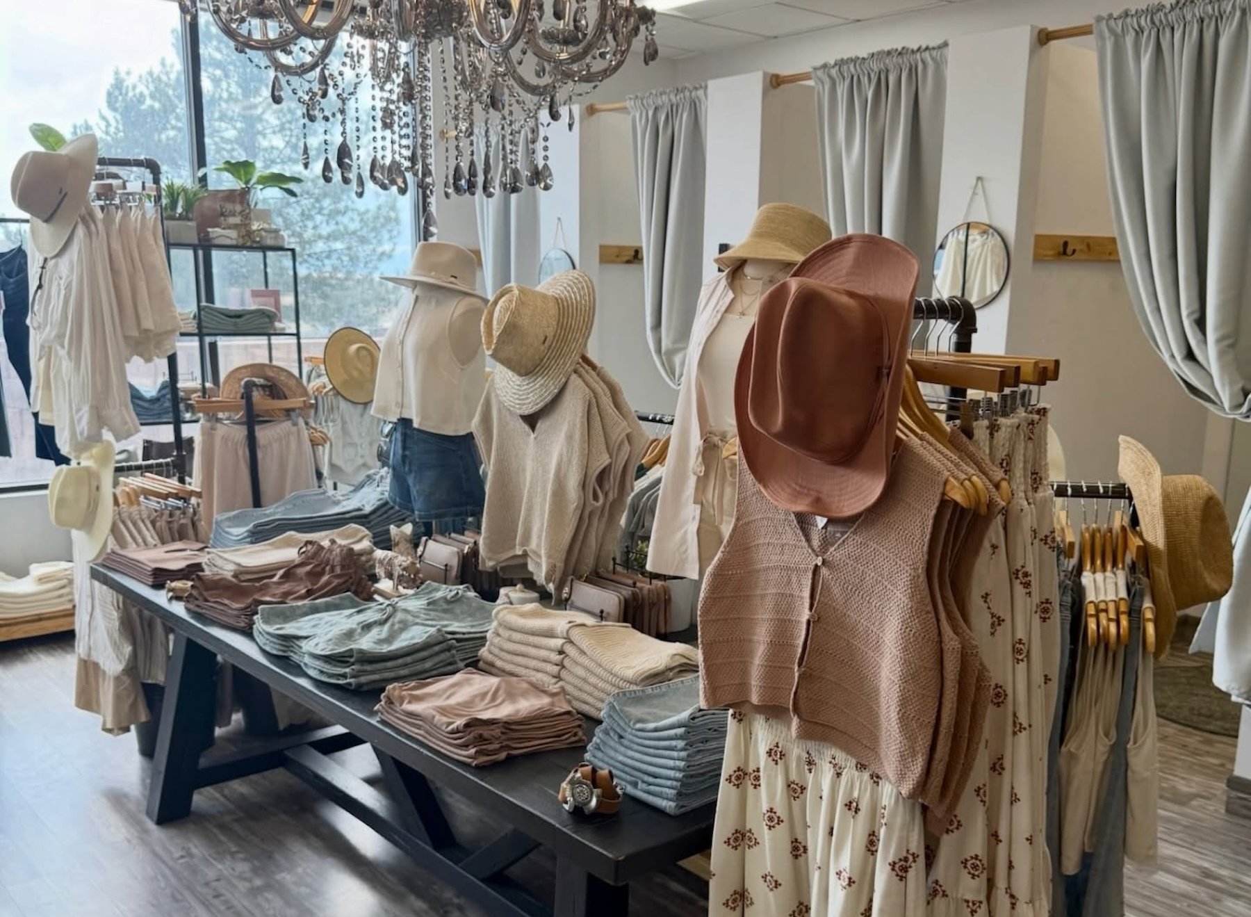 Boutique shopping near Highlands Ranch and Lone Tree