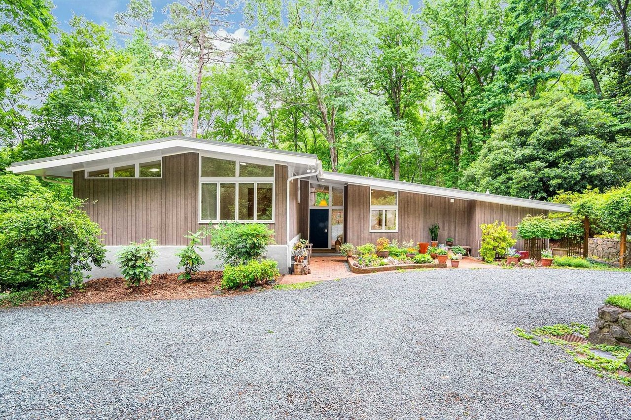 2 Bartram Dr