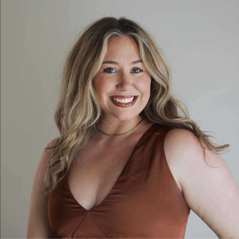 Savannah Booth Wilmington, NC Real Estate Agent Headshot