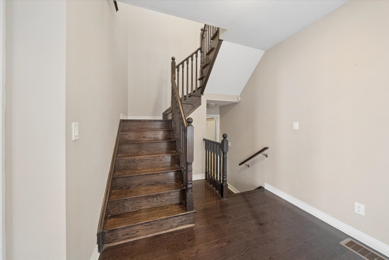 72 Treetops Blvd