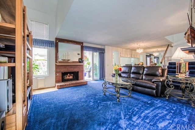 914 Van Ness Ct