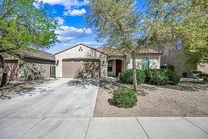 23862 W Gibson Ln