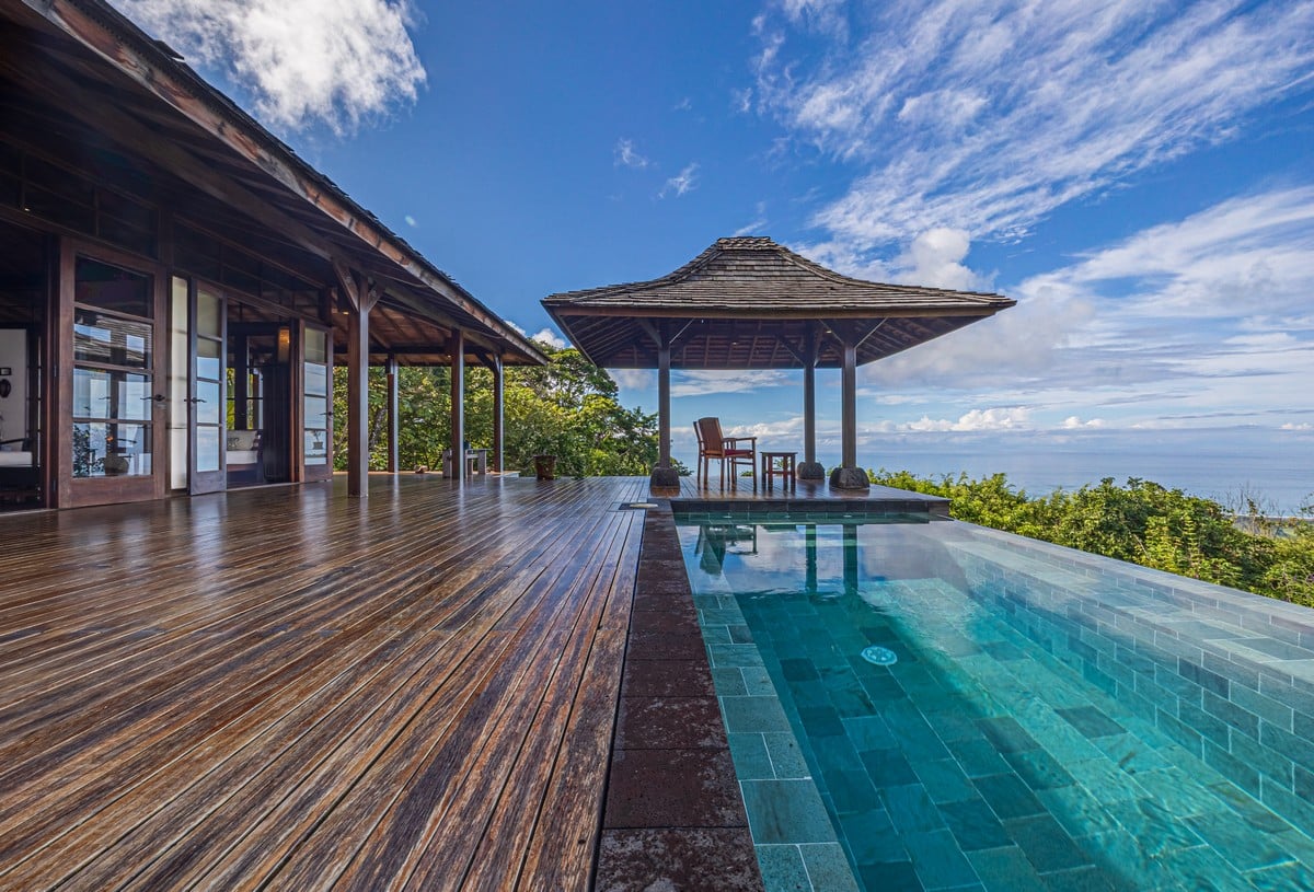 1.37 ACRES – 2 Bedroom Bali Style Home With Pool And THE BEST Ocean View!!!!!