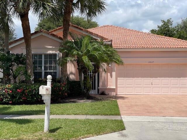12627 Coral Lakes Dr