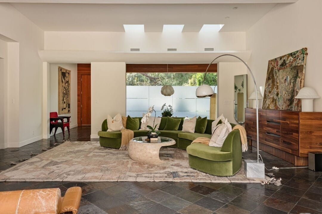 Northstar Pavilion, Amor Rd, 90046