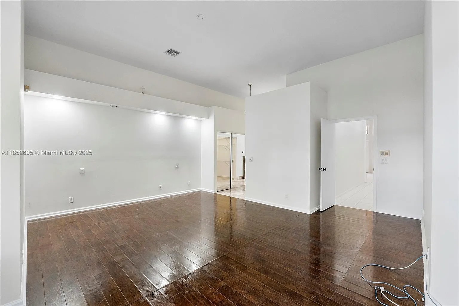 2449 NW 64th St