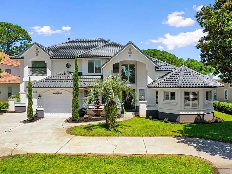 96 Garnet Pl, Destin, FL 32541