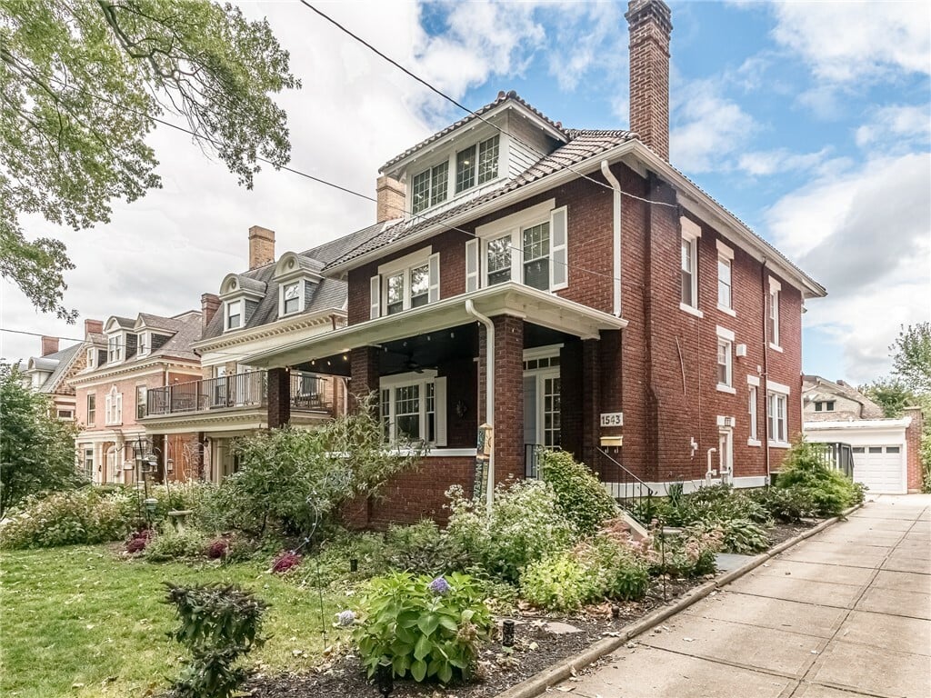 1543 Shady Ave