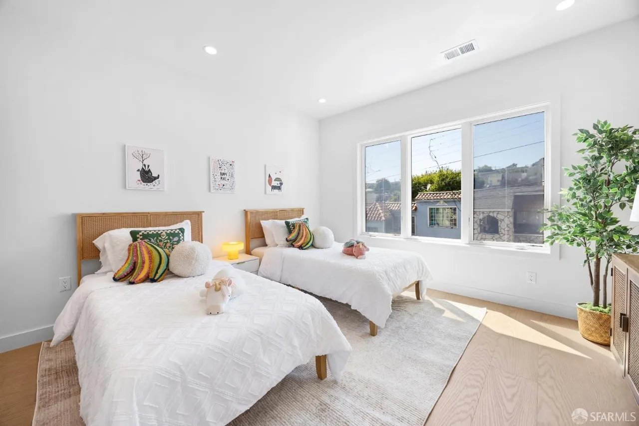 571 Gates St, San Francisco