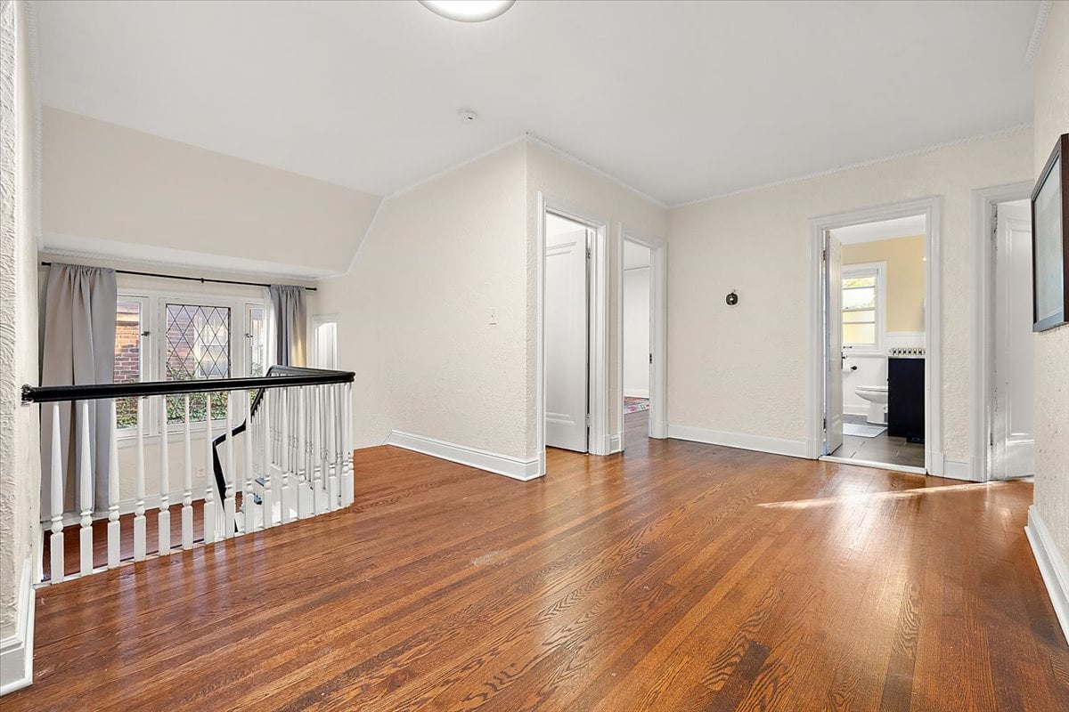 18214 Parkside Street