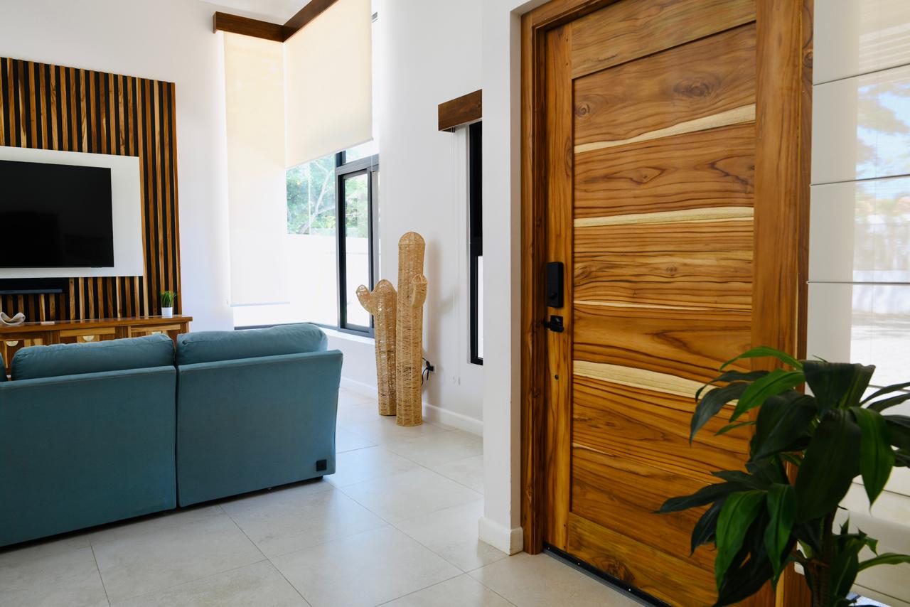 Casa Solara - Palm Beach Estates - Playa Grande 