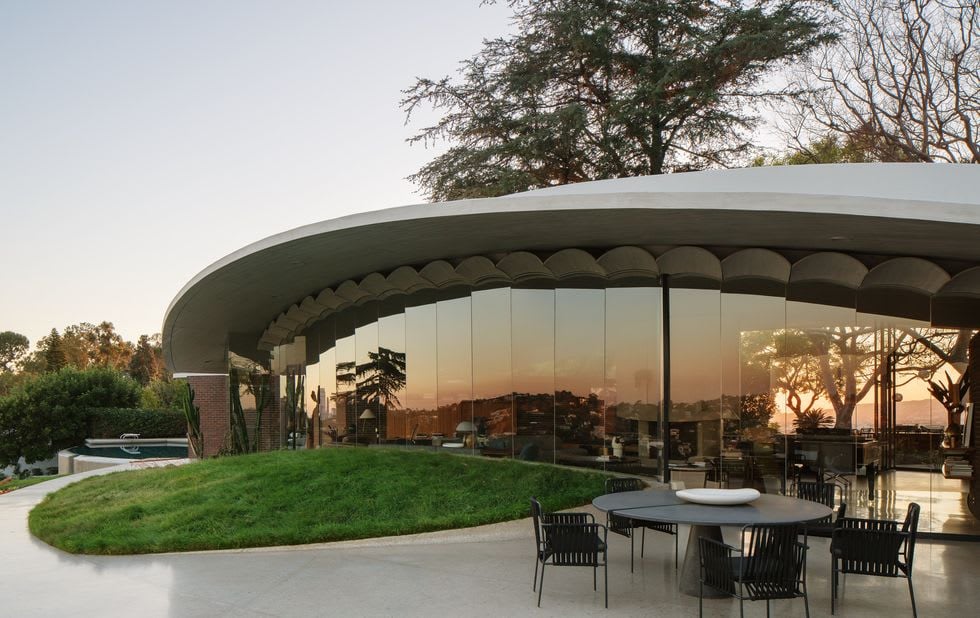 John Lautner's Silvertop Is Renovated for the 21st Century