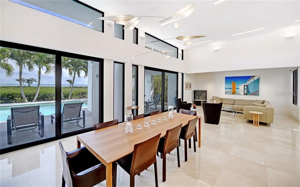 1580 Harbor Cay Lane