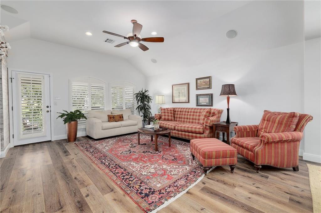 1692 Greenside TRL