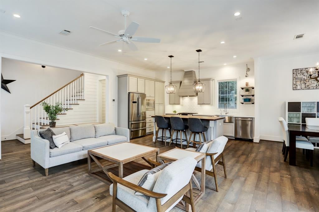 504 W Cottage St Unit A