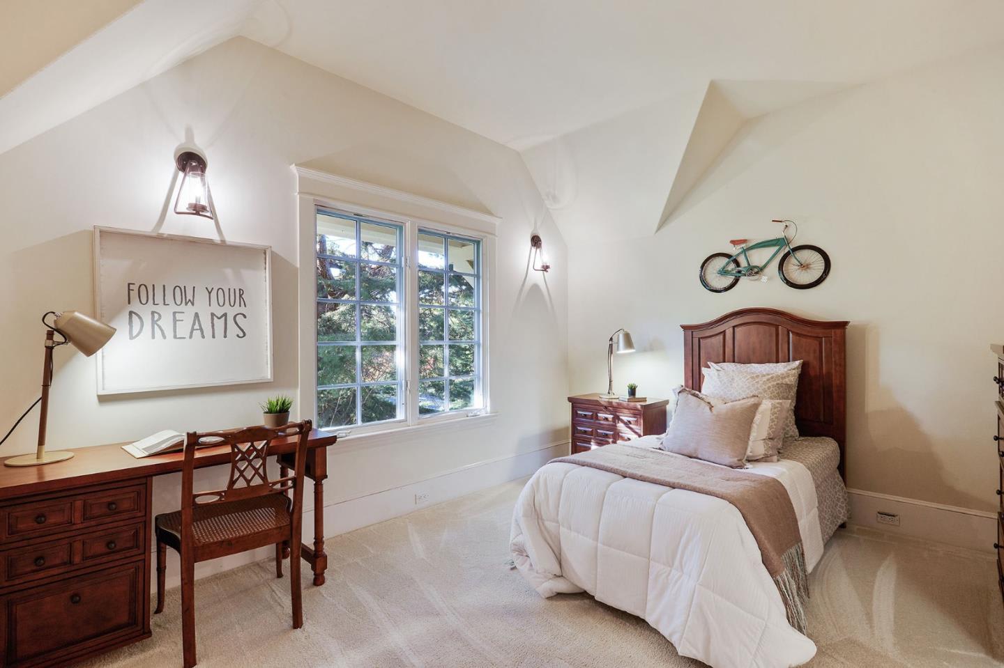 17930 Vineland Avenue, Monte Sereno