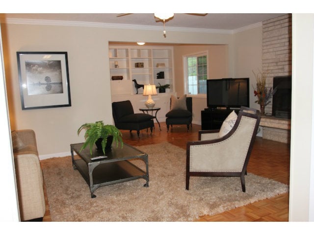 3300 Bay Ct