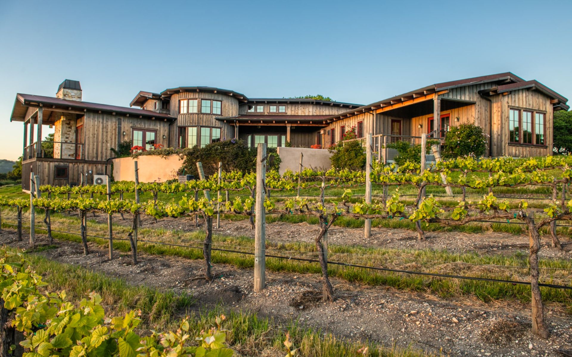 Diamond T Ranch & Vineyards - The Talbott Estate