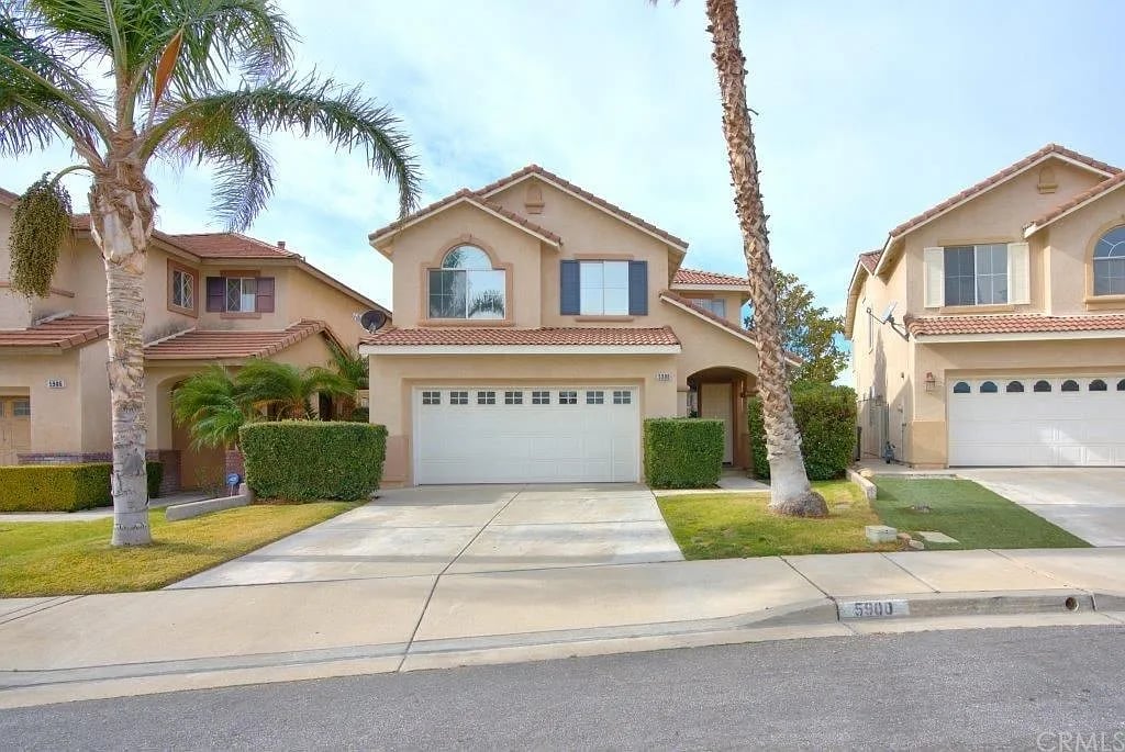 5900 Sawgrass Way
