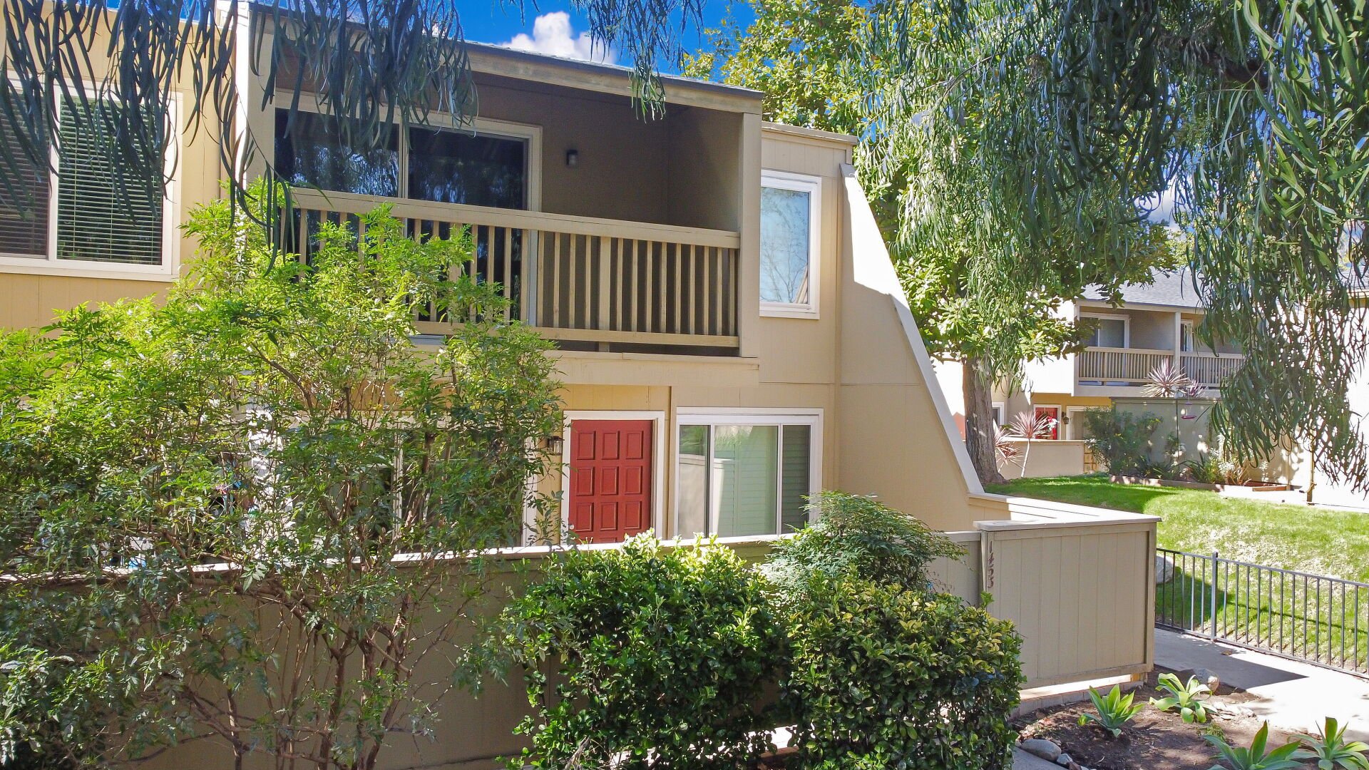 1453 Cypress Street