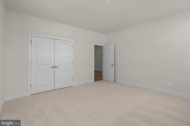 43252 Greeley Sq