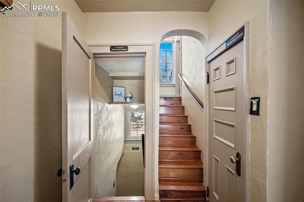 1929 Woodburn Street