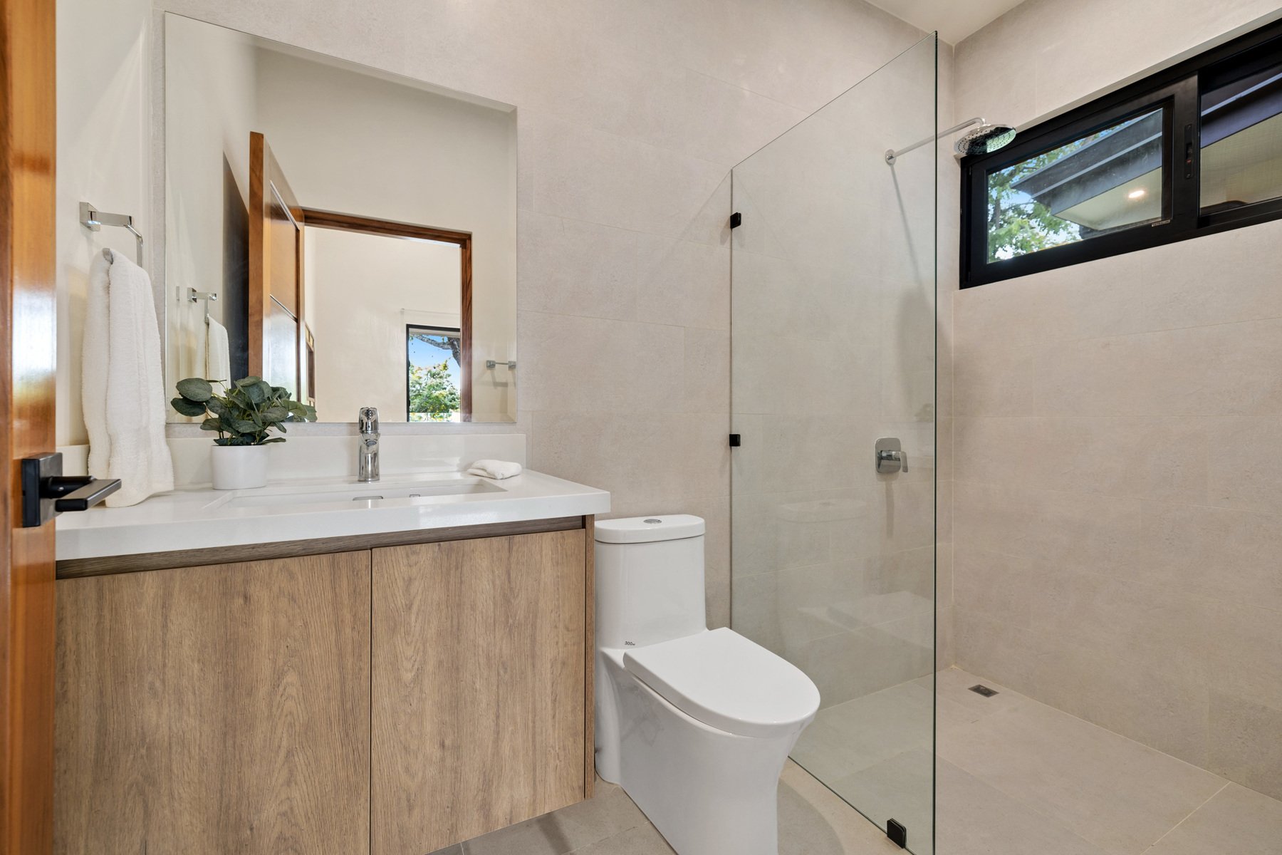 Casa Lago | Luxurious Living at Senderos Tamarindo!