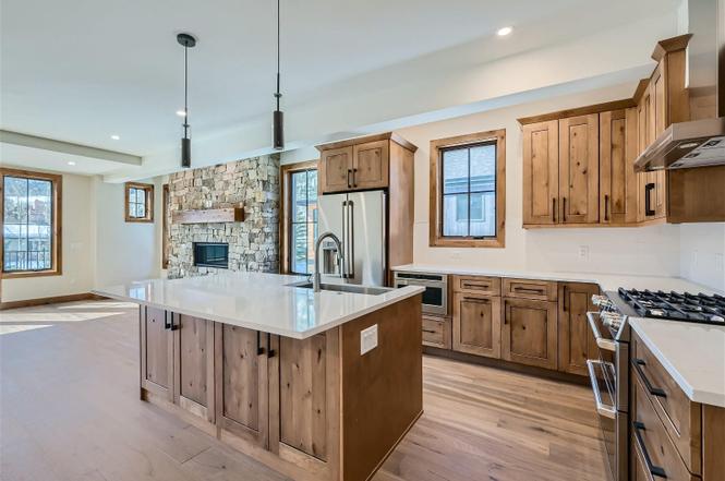 307 S 5th Ave #4 