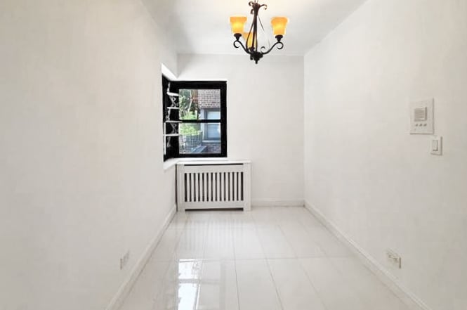 83-75 118th Street Apt. 1E