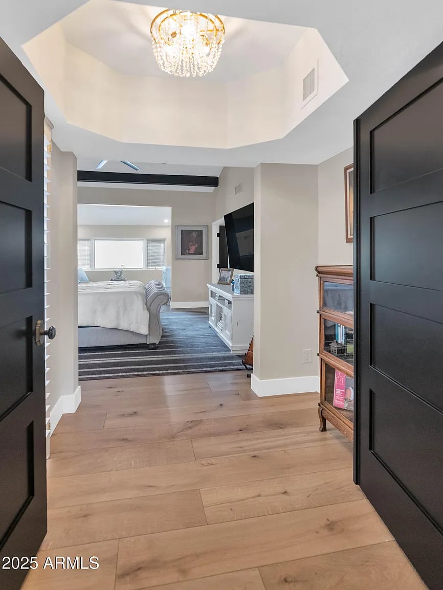 4434 E Camelback Rd Unit 137