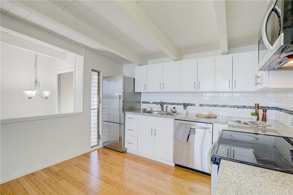 1948 Frank St #2