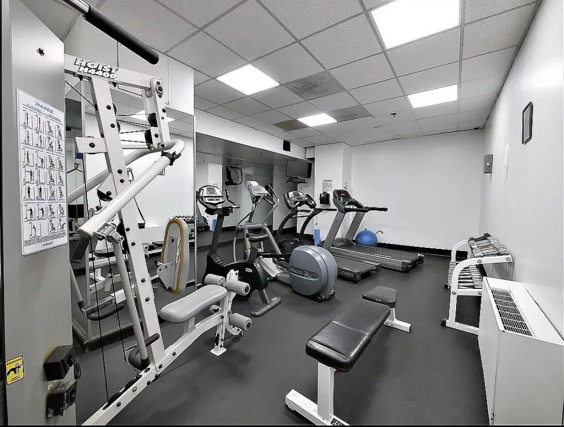 157 E 32ND Street 21B