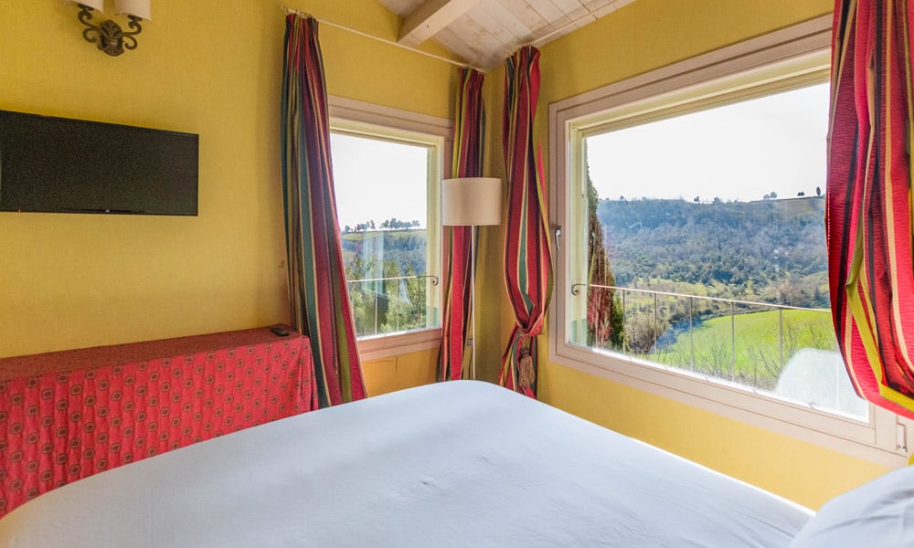 Matching Home & Business Near Fano 