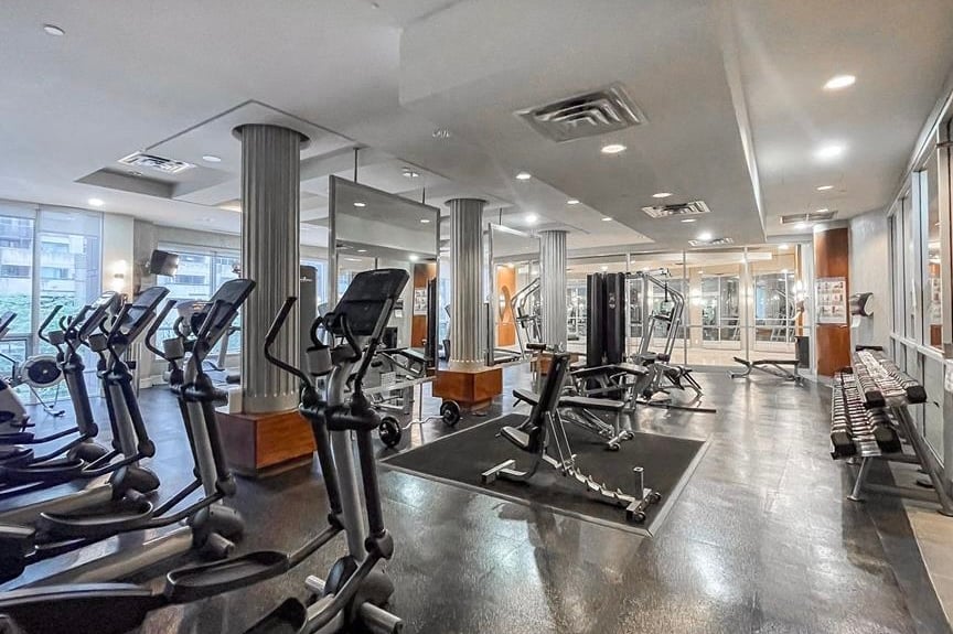 763 Bay St Unit: 3413