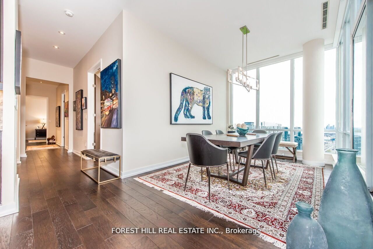 REFINED PENTHOUSE LIVING