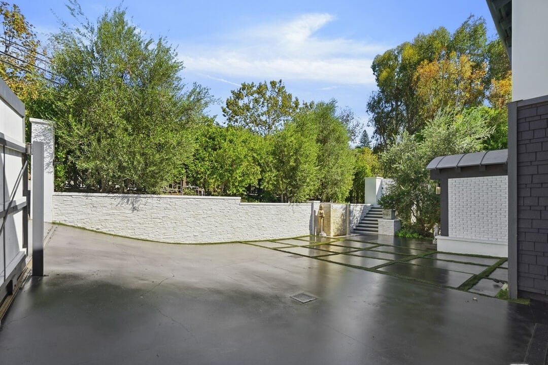 Solis Vista, Serra Rd, 90265