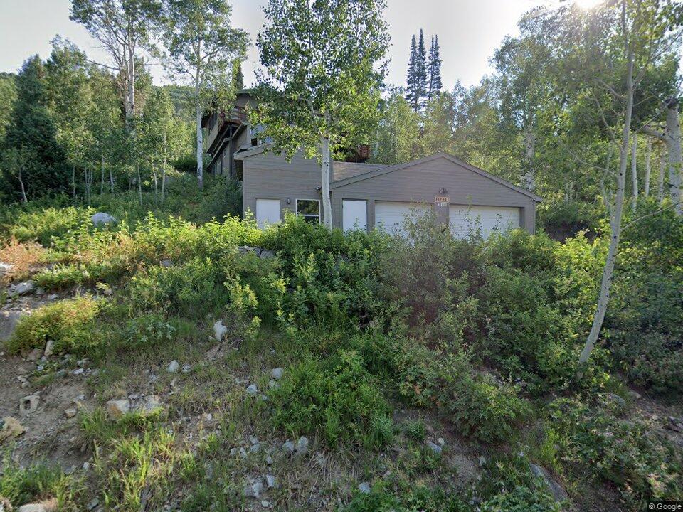 11411 E Moose Track Ln