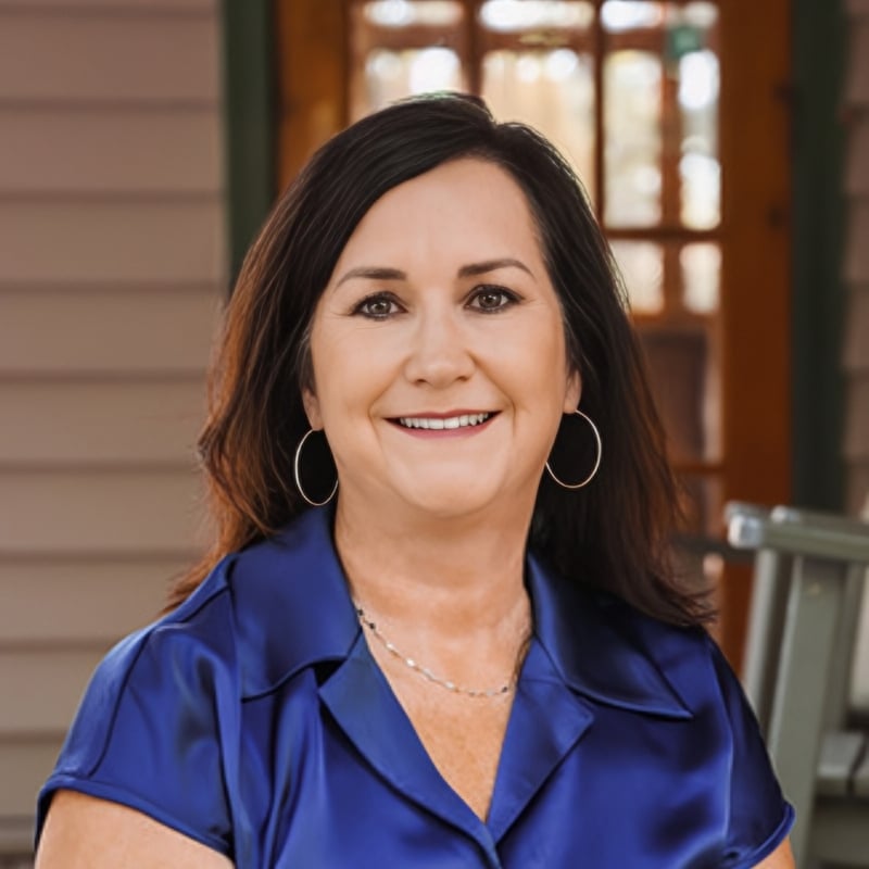 Joann Brock Georgia Real Estate Agent Headshot