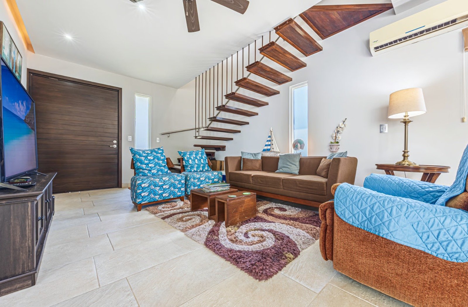 3-Bedroom Villa Within Walking Distance to Playa Hermosa
