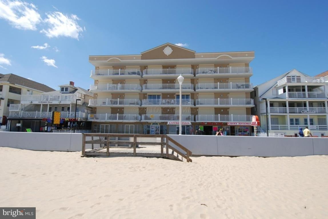 607 Atlantic Ave Unit 105